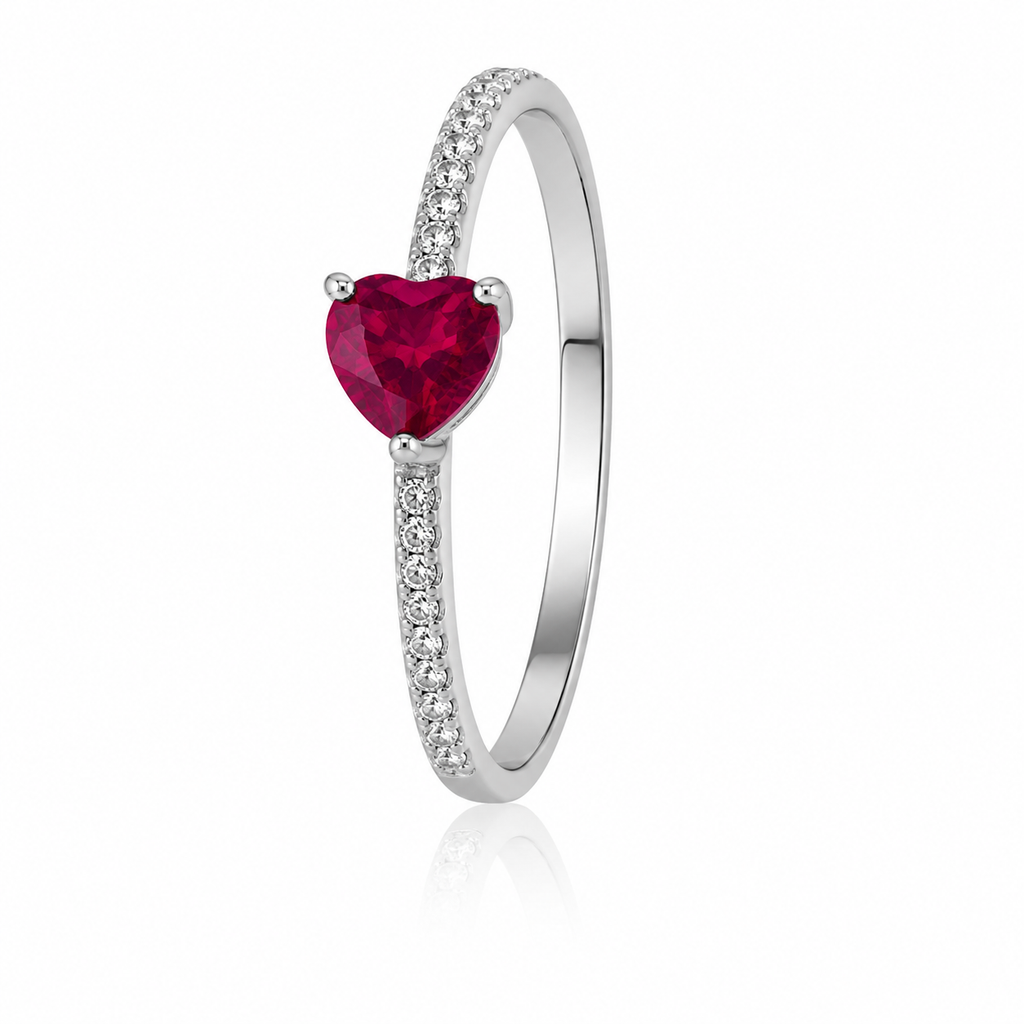 Anillo Solitario Rubí Corazón