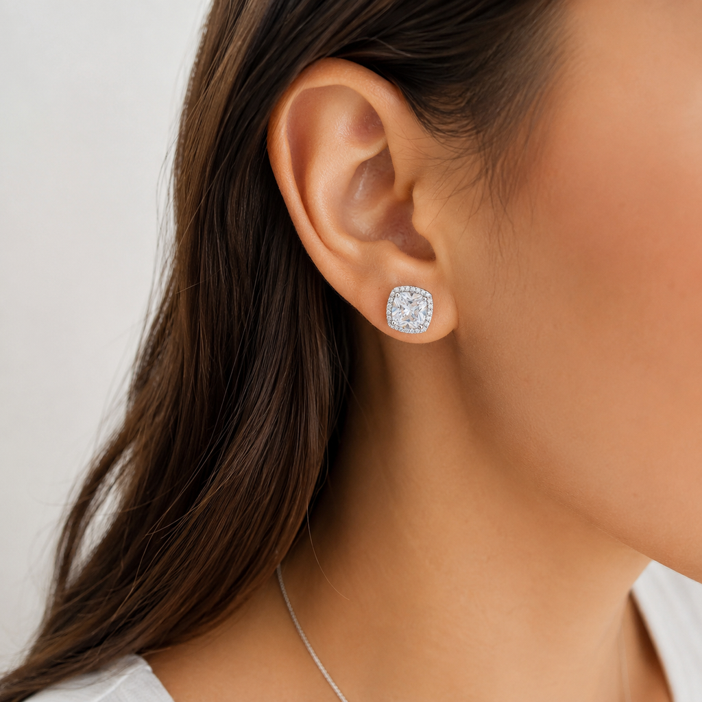 Aretes Cushion Halo