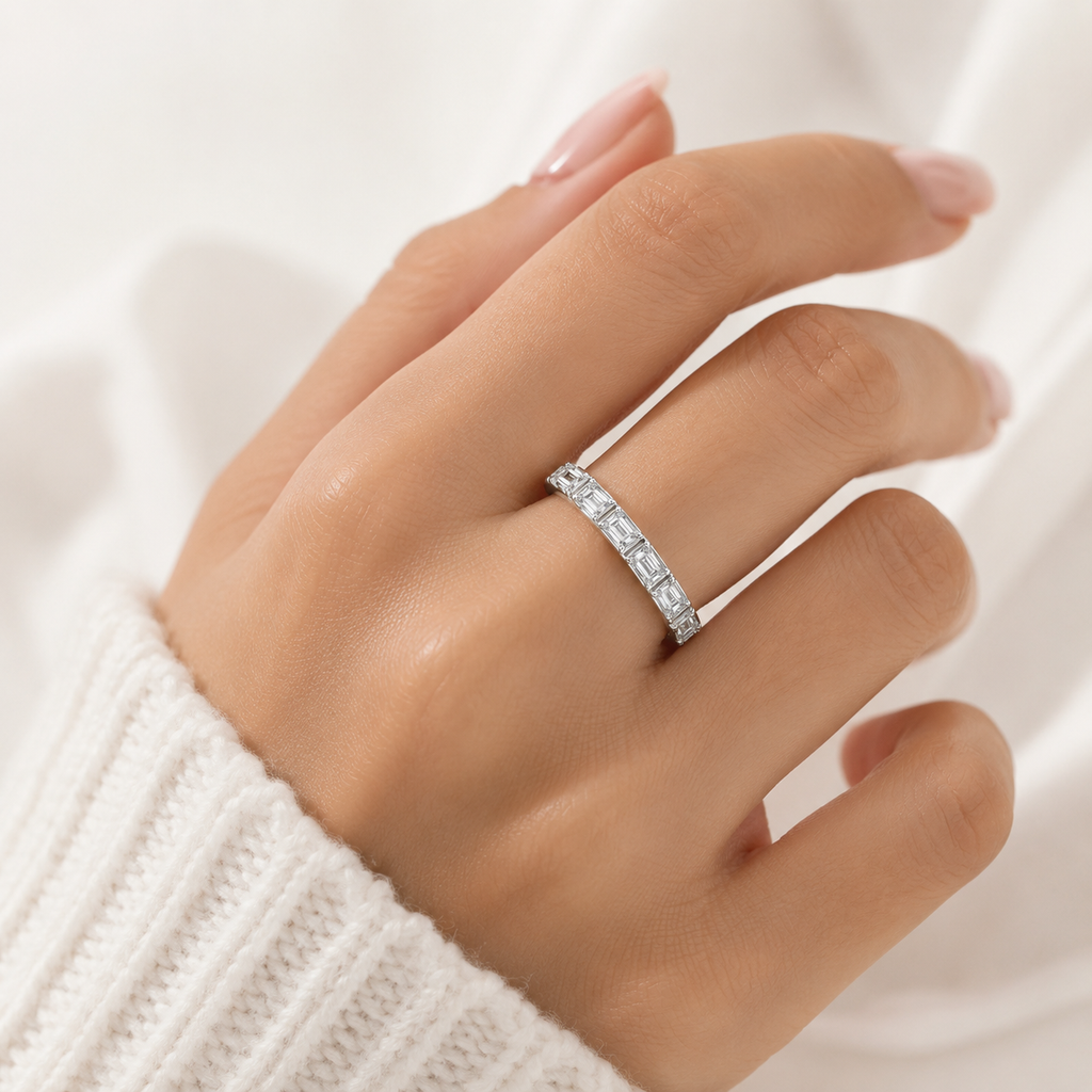 Anillo Eternity Esmeralda