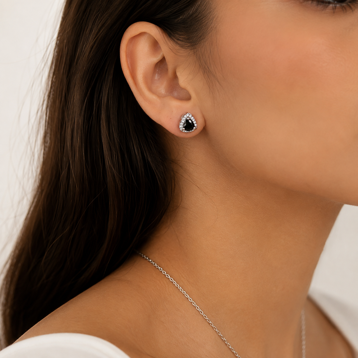 Aretes Corazón Negro